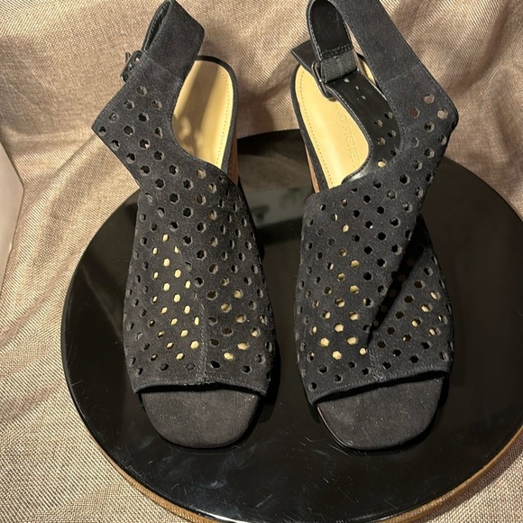 Marc Fisher Berdie Black Suede Leather Open toe Sandals Size 7.5 - Picture 1 of 7